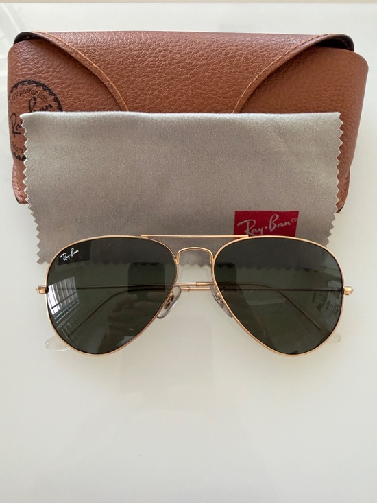 Ray-Ban~Aviator Classic~RB3025~Gold Frame:Green Lenses~Size 55-14 main image 13